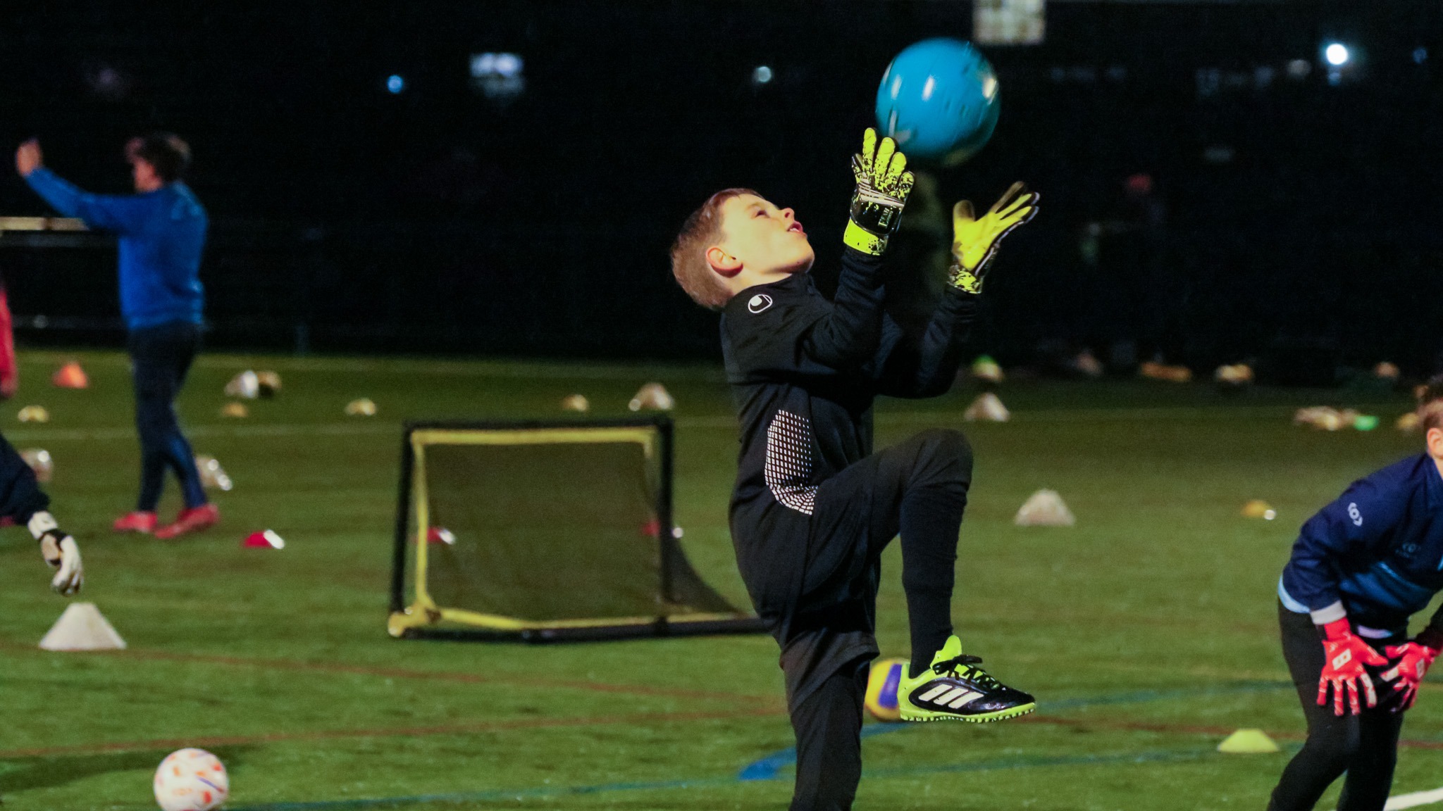 Goalkeeper Training Year 3 - Year 8 - Backwell — photo 3