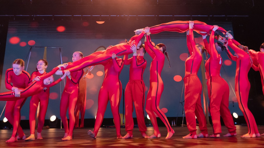 undefined-Showtime Circus HQ-2