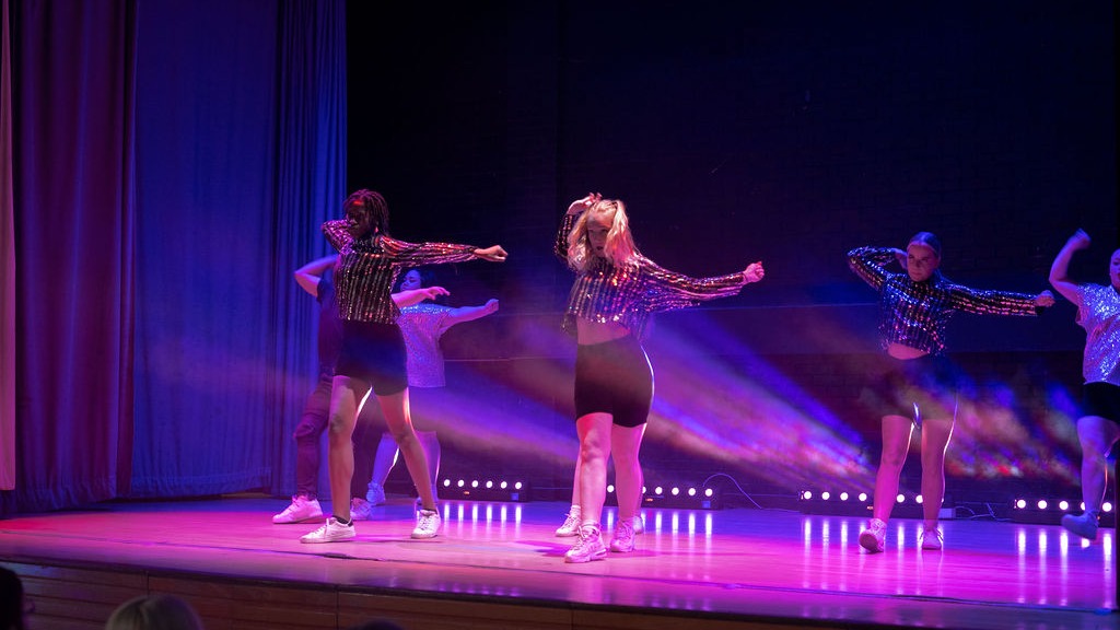 undefined-Dance No End-1