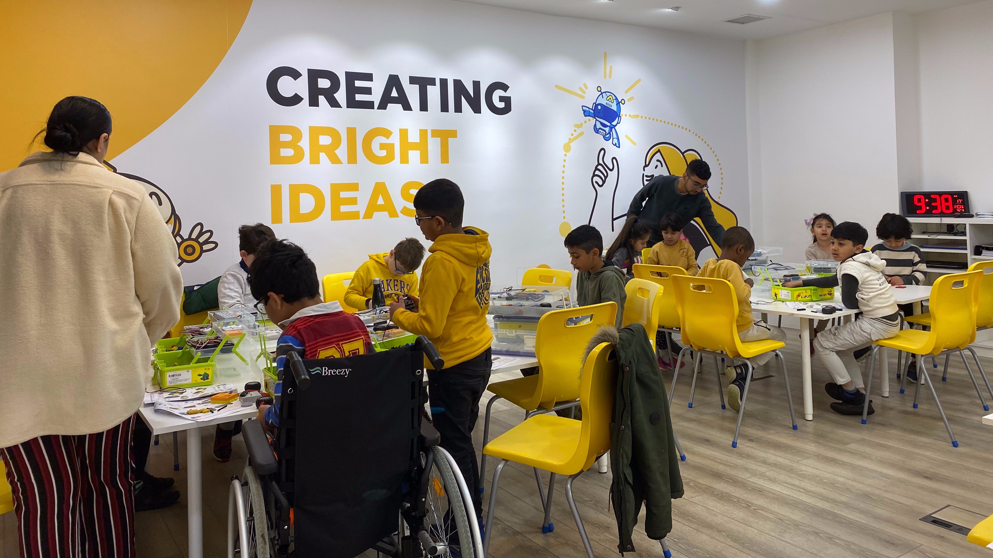 undefined-RoboThink Medway-1