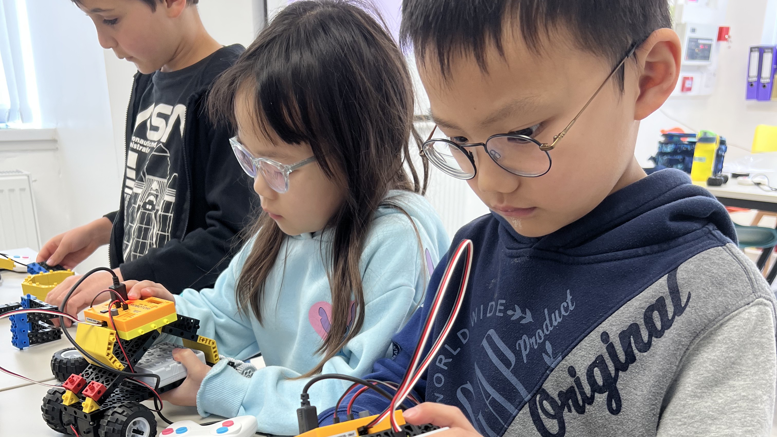 undefined-RoboThink Manchester-Altrincham-4