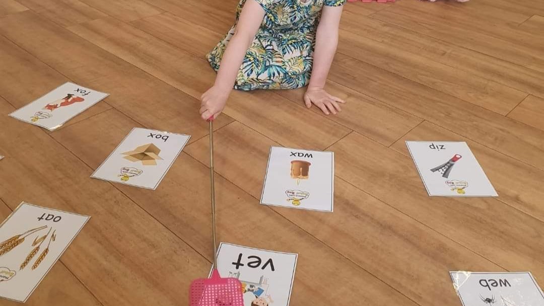 undefined-Phonics with Robot Reg Wirral-5