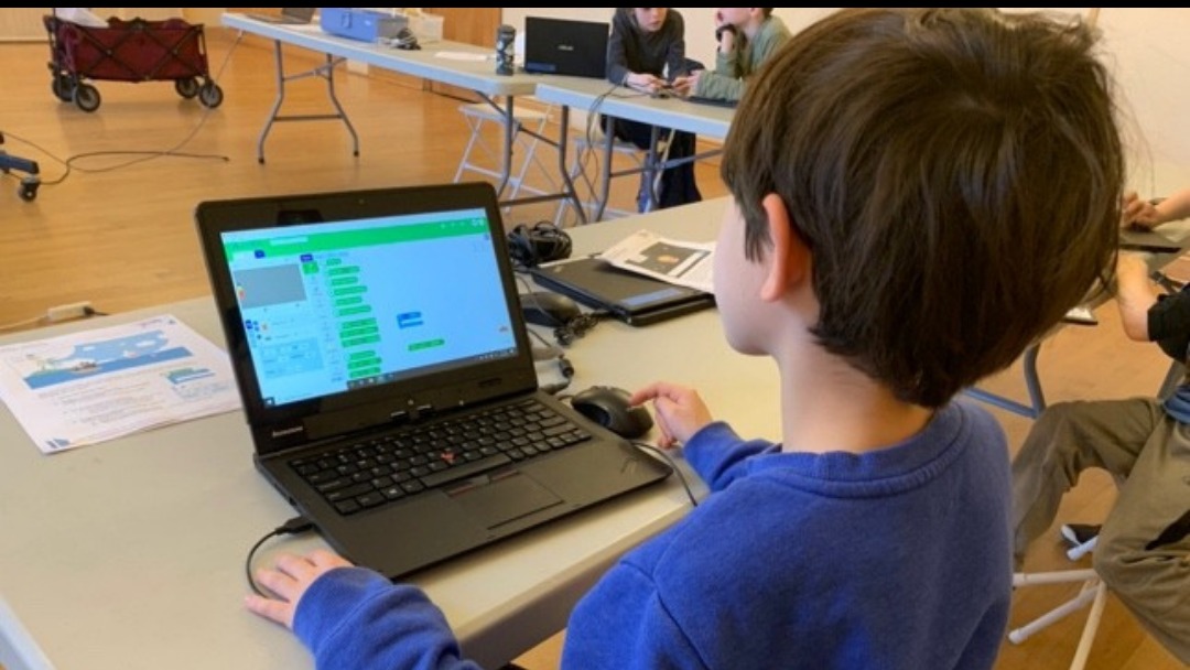 KS2-Coding Club @ Wolfson Hillel Primary School — photo 4