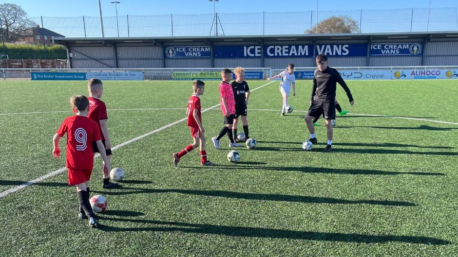 Pro 33 All Stars - After-School Football (Years 3,4,5 and 6) — photo 2