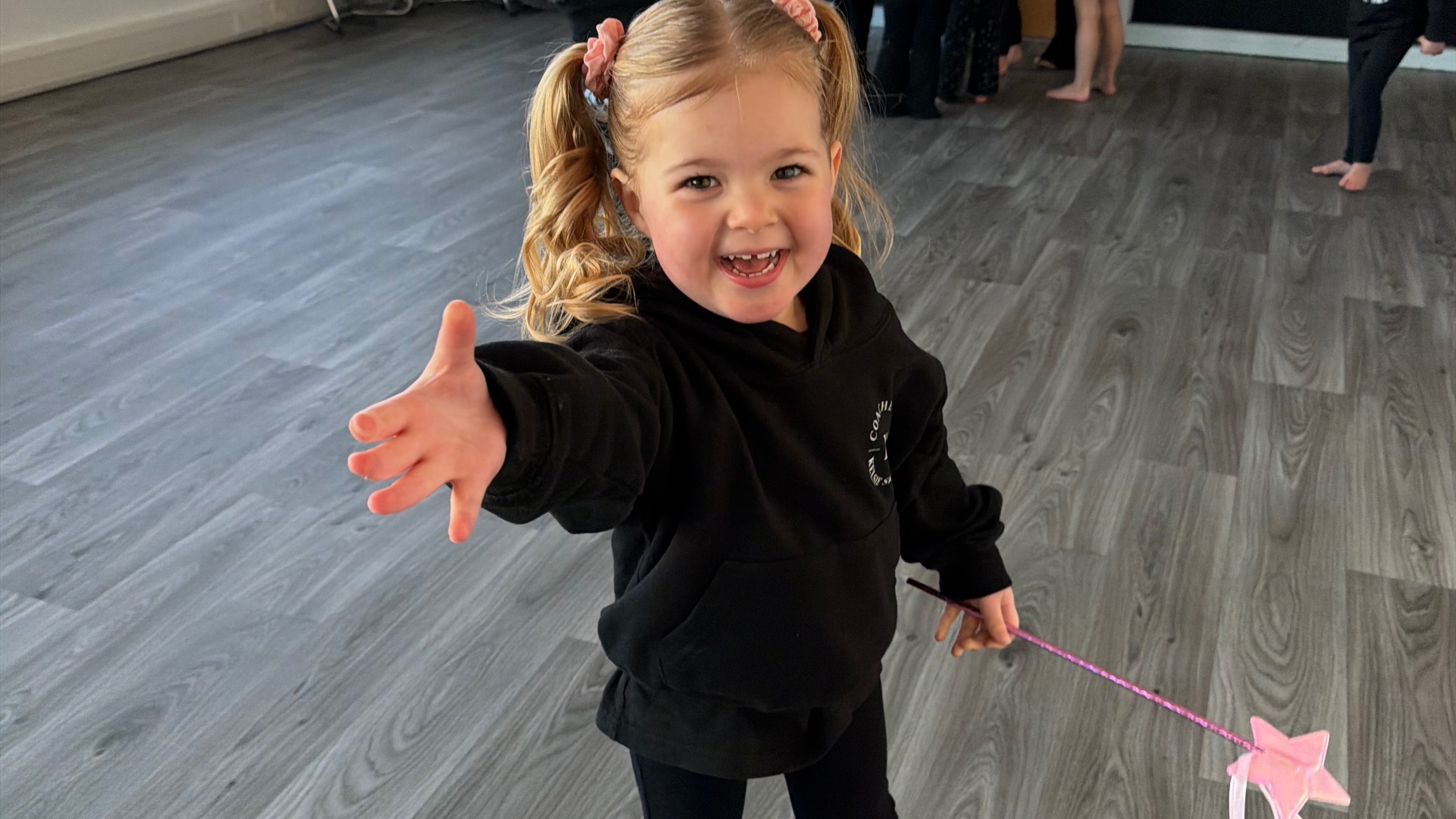 Mini Dancer — photo 2