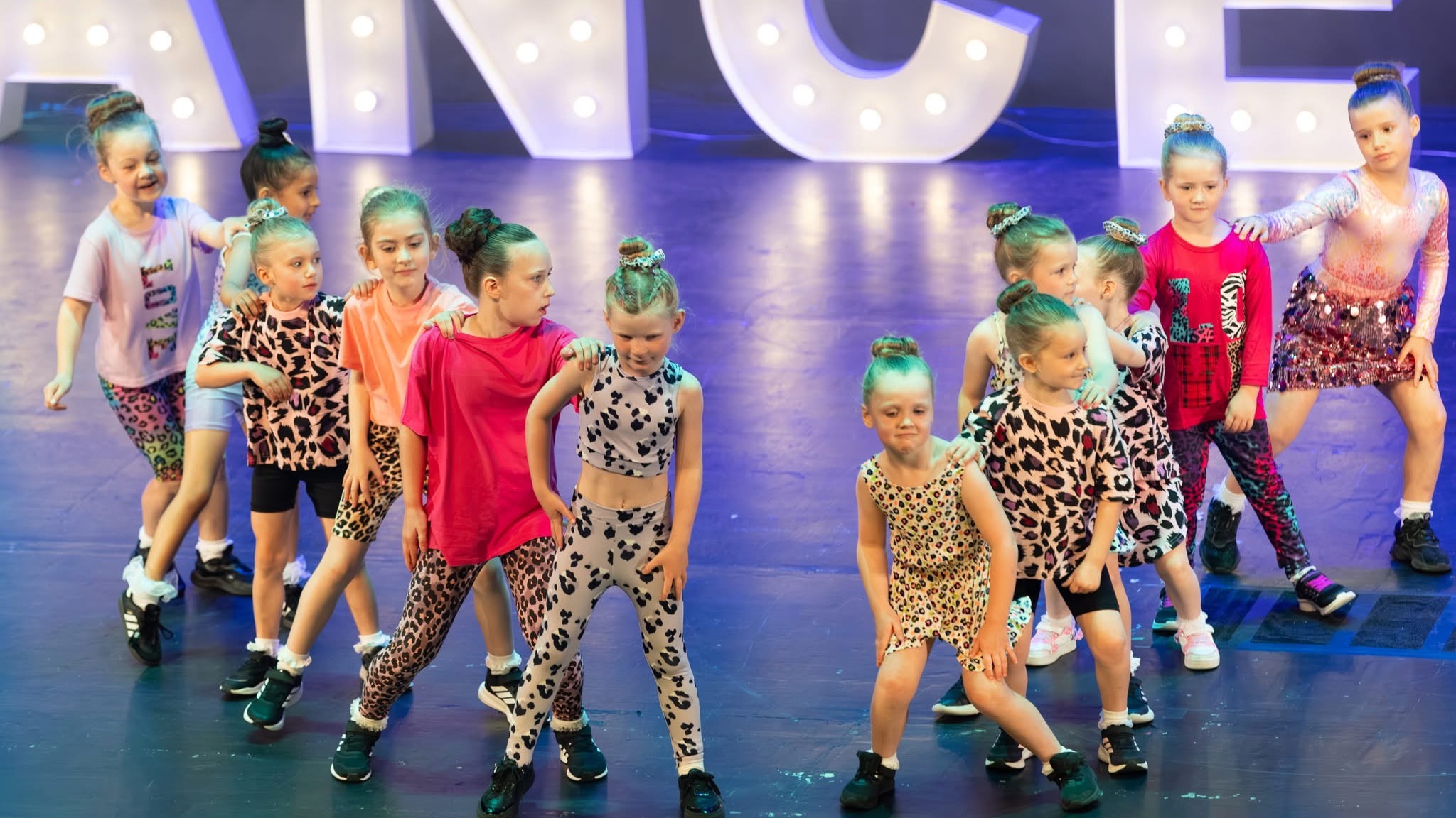 Dance Inc. Studio BOTHWELL - P1-2 Commercial