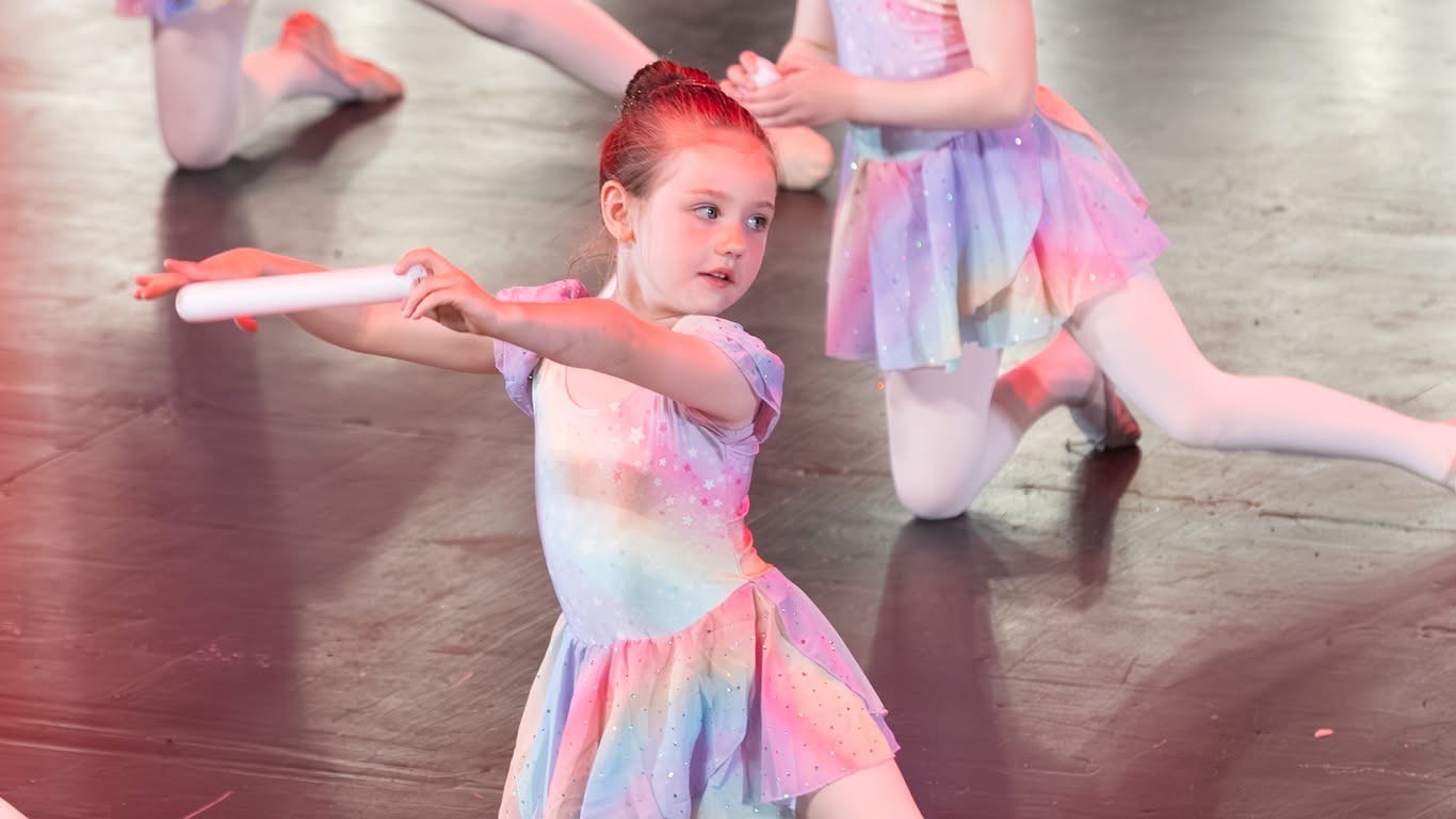 Dance Inc. Studio BUSBY - P1-3 Ballet