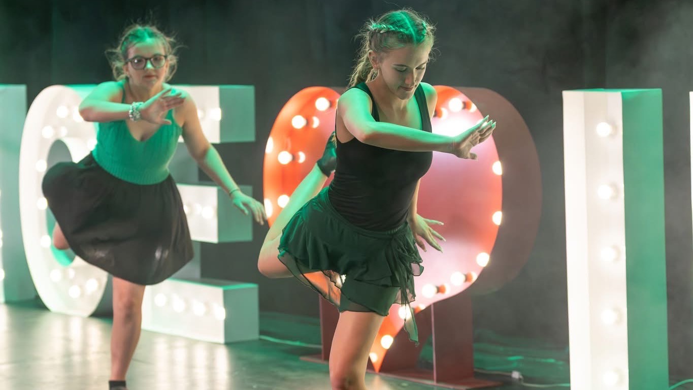 Dance Inc. Studio BUSBY - Senior Musical Theatre — photo 2