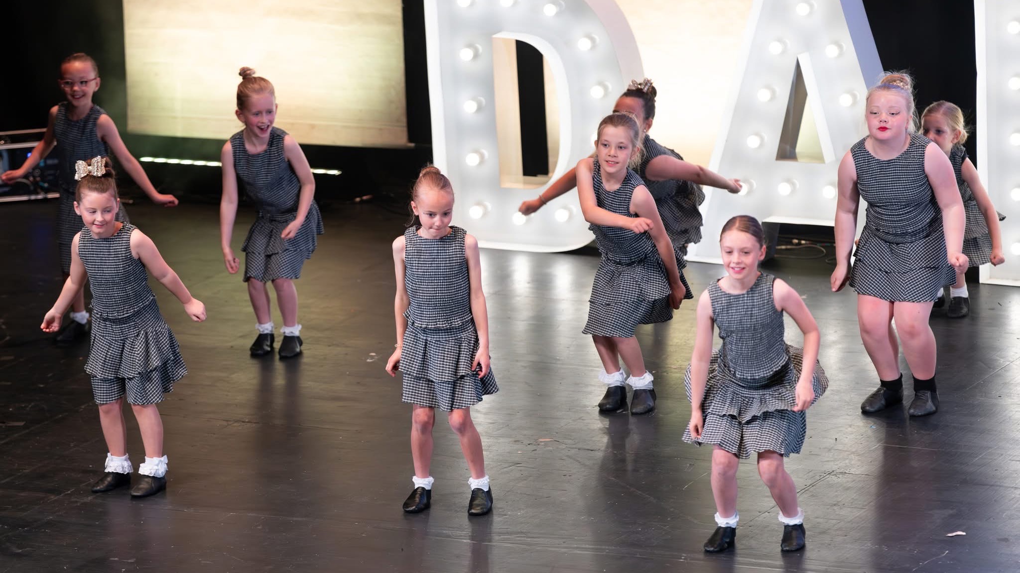 Dance Inc. Studio BUSBY - P3-4 Tap and Jazz — photo 4