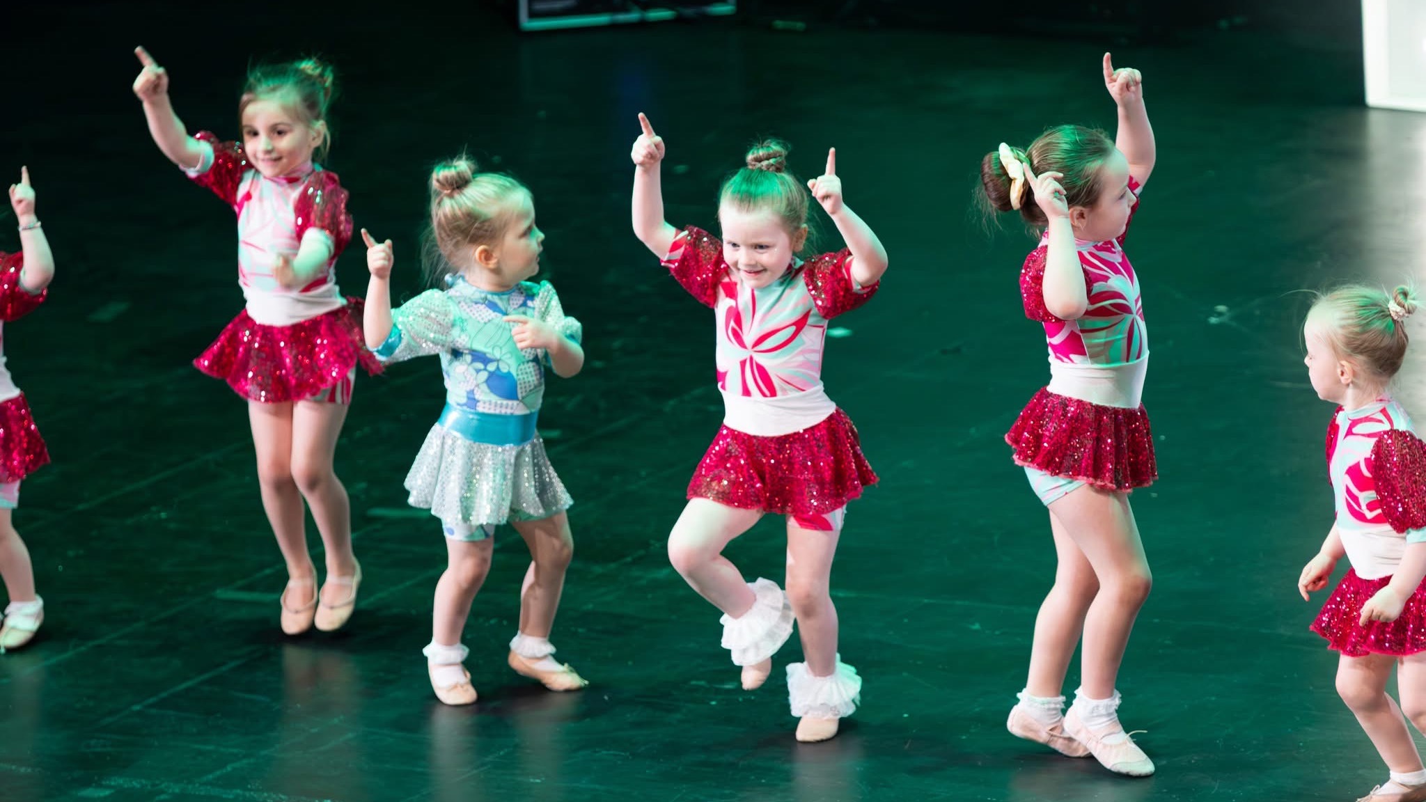 Dance Inc. Studio BEARSDEN - Preschool Ballet/Tap/Modern
