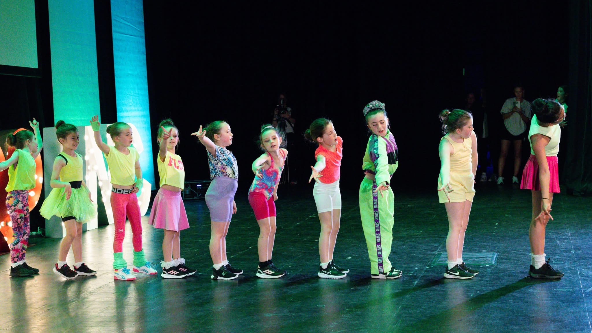 Dance Inc. Studio BOTHWELL - P5-7 Commercial
