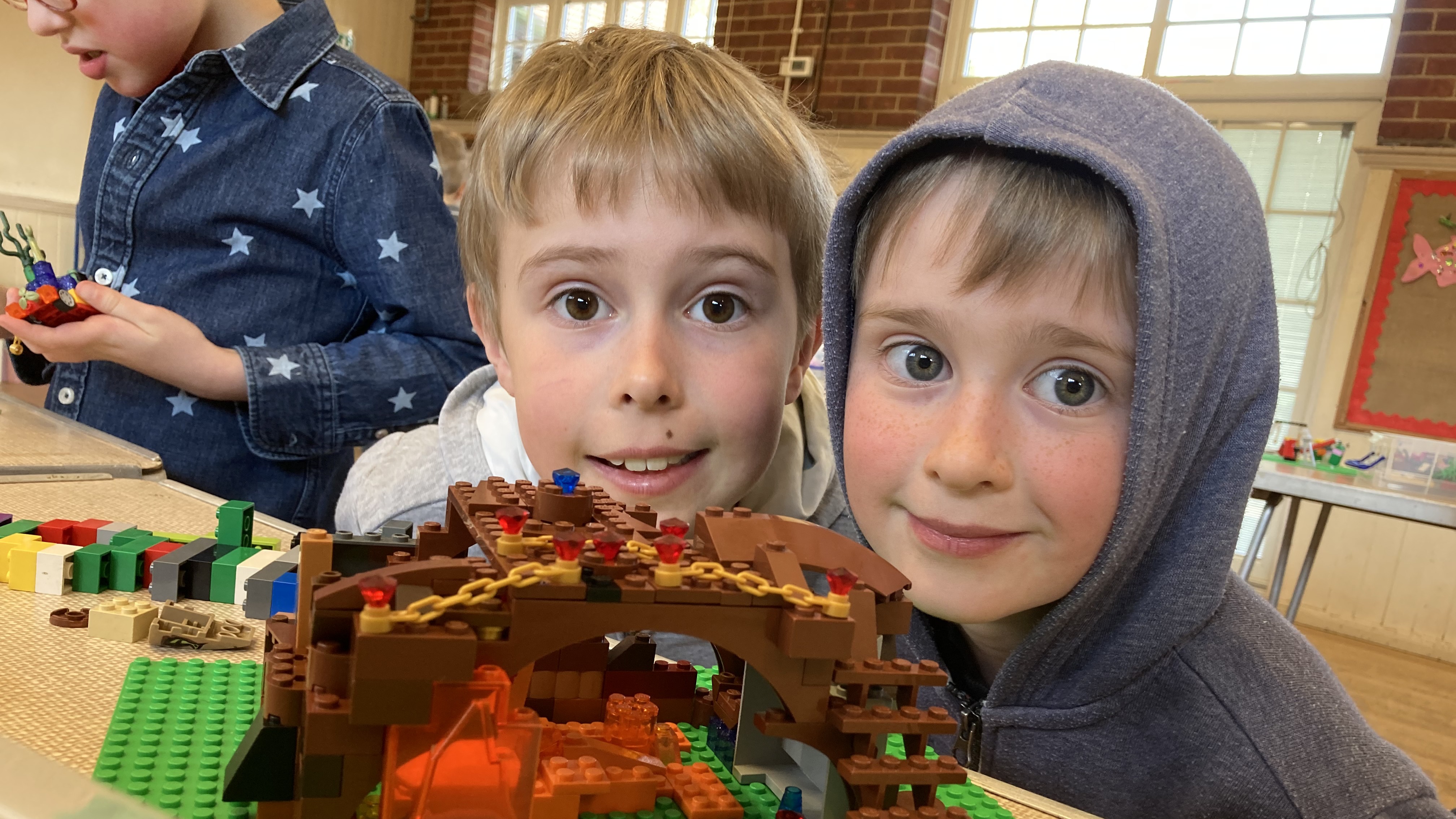 Build Lab after school club - Cheam Fields Primary Academy