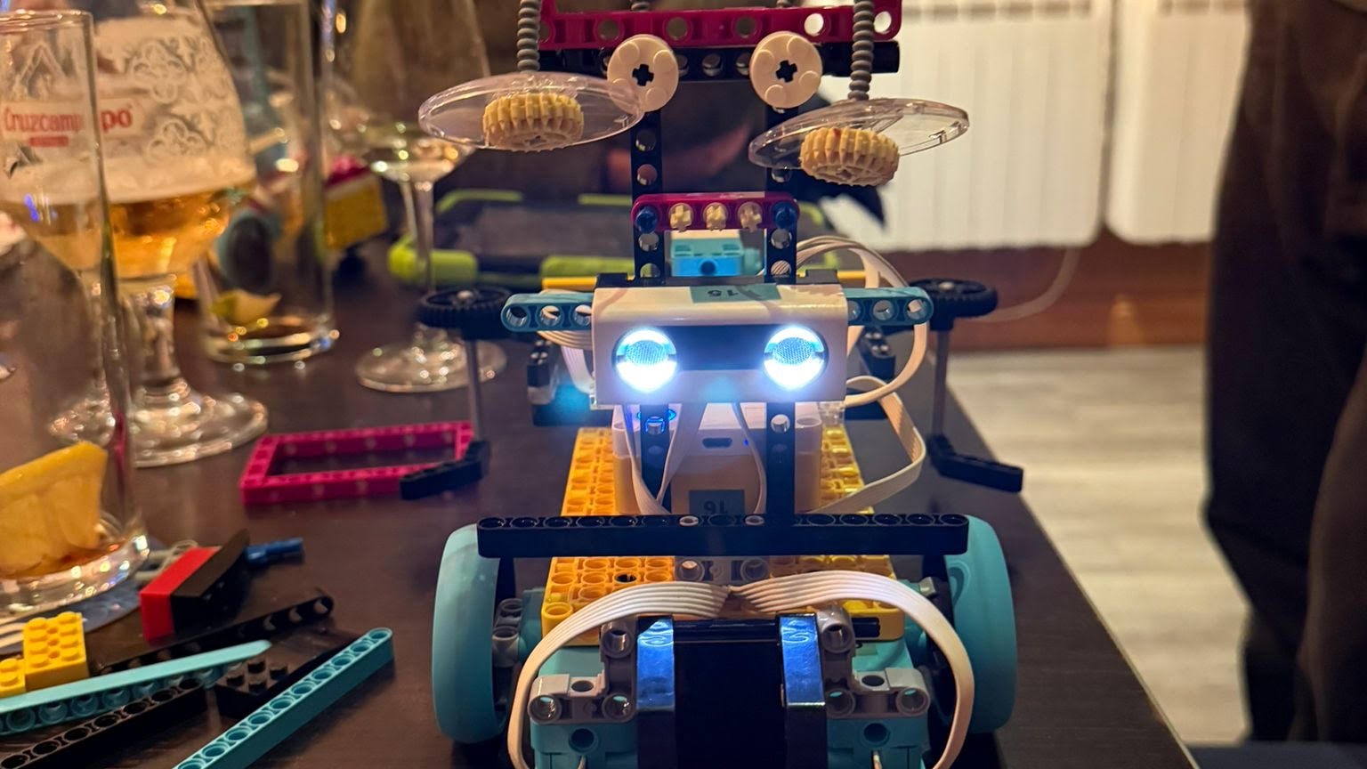 LEGO® Lates for Adults - Robot's Got Talent-Cognition Creative Learning CIC-2