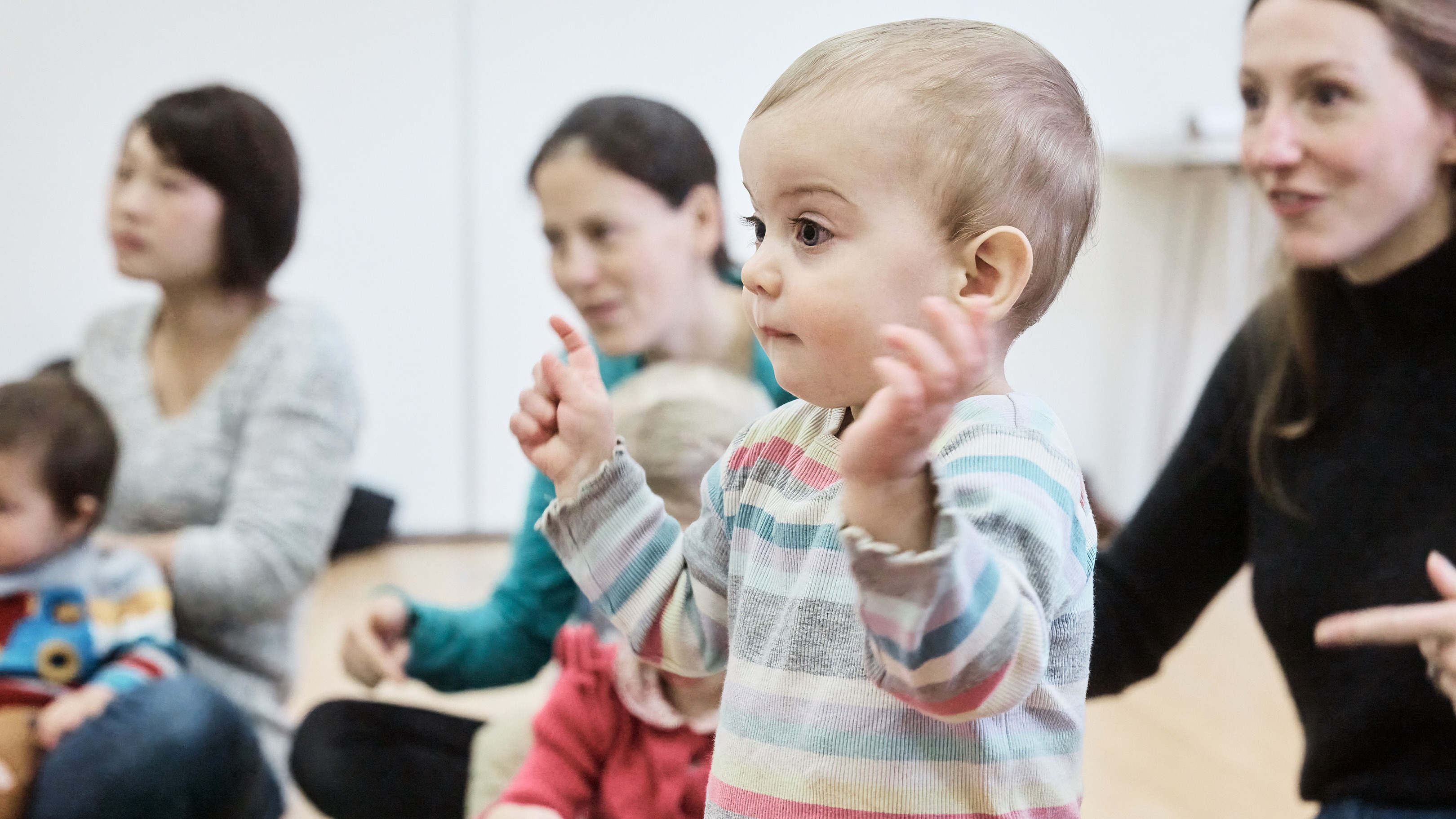 Sing and Sign: Stage 2 (14 months+)
