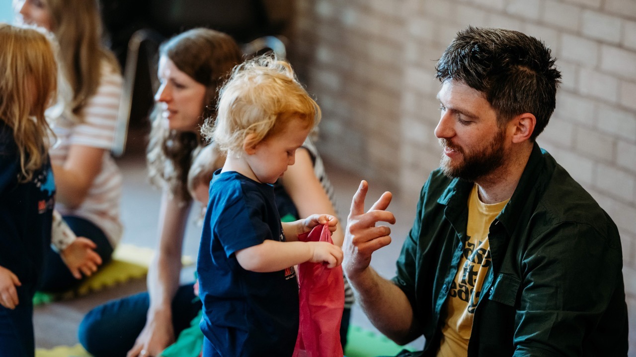Singing fun for YOUNG CHILDREN aged 1-2 years — photo 3
