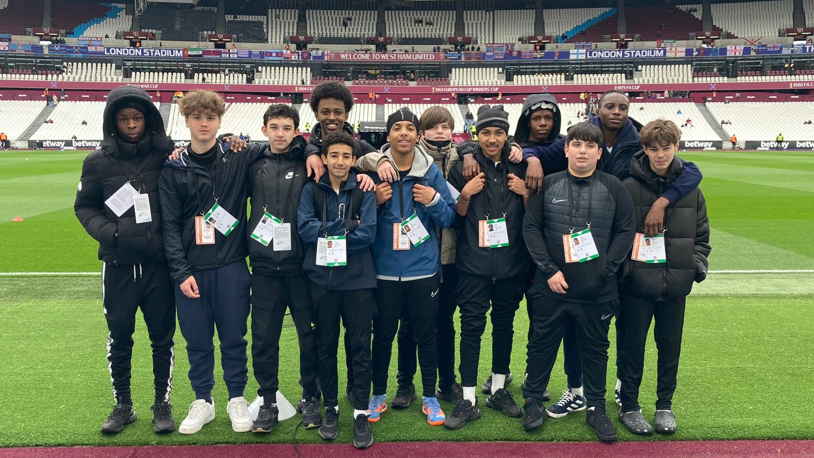 undefined-Junction Elite FC-4