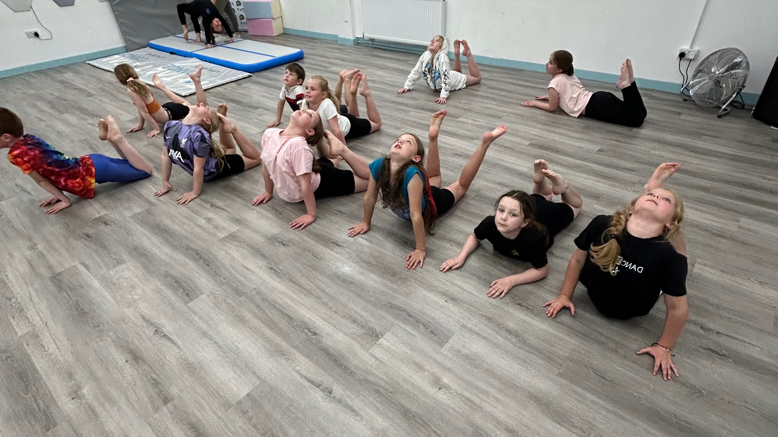 Acro 6-10 years with Coach Mollie-Total Dance Leeds-1