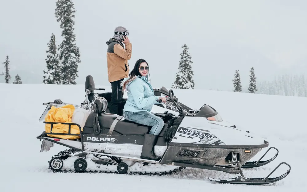A moment from Kashmir Snow Week