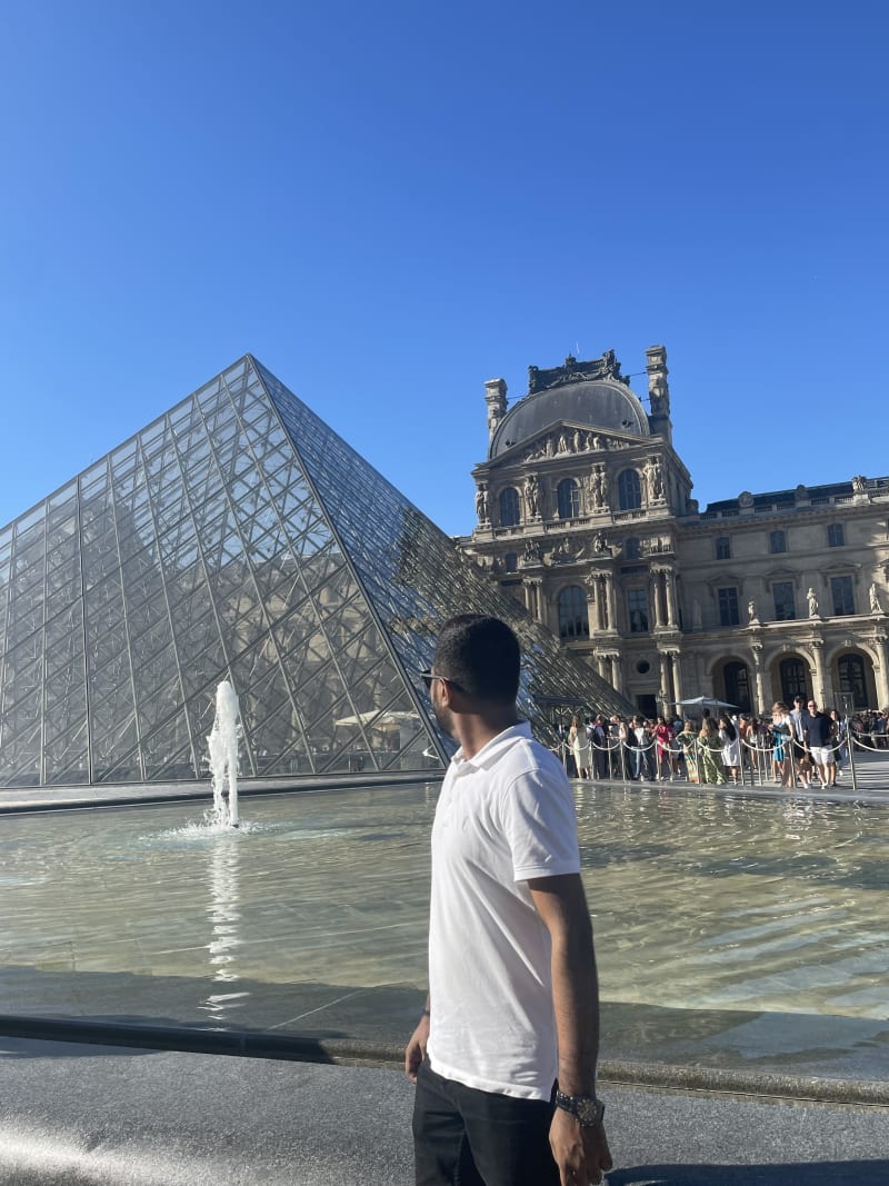 Louvre · Paris