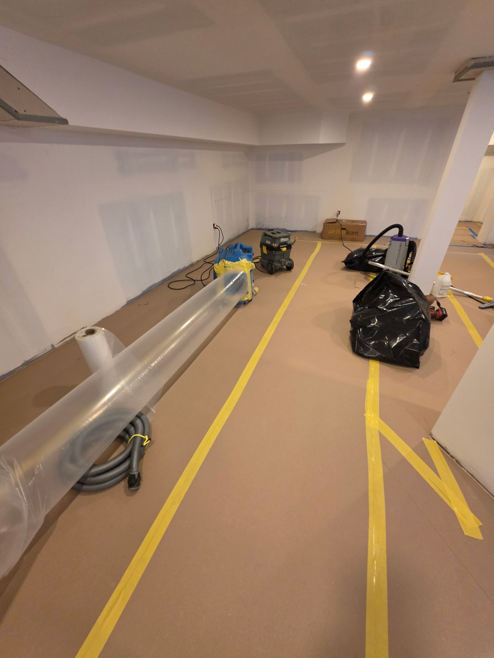 Containment and structural drying on a basement water loss