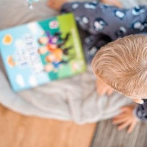 Macaroni Kid Bronxville feature on keeping sleep consistency during a pandemic