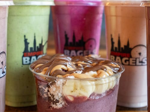 Acai bowls and smoothies together