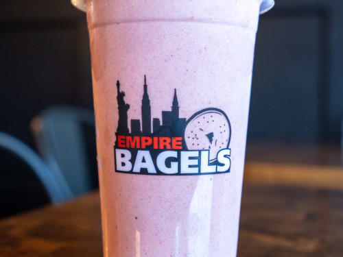 Strawberry smoothie to go