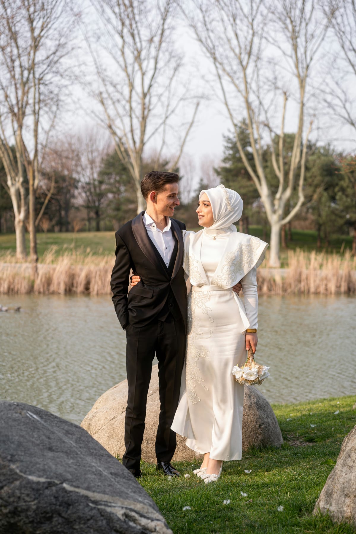 Free vs Paid Muslim Marriage Websites
