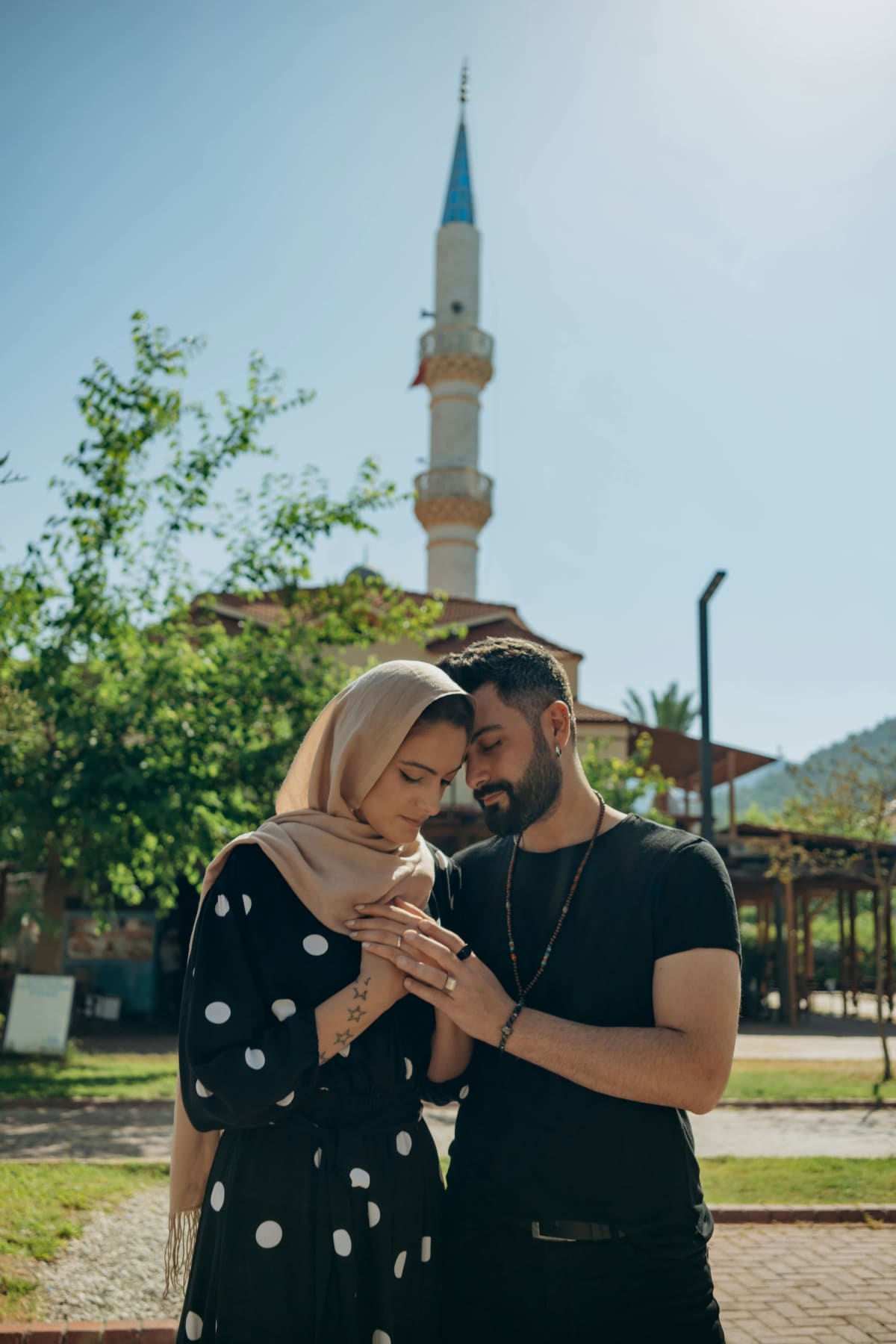 Halal Muslim Marriage UK: What Other Marriage Websites Won&rsquo;t Tell You About Halal Matchmaking