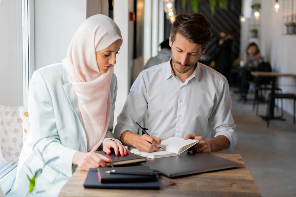 Muslim man and woman meeting before nikah in Islam