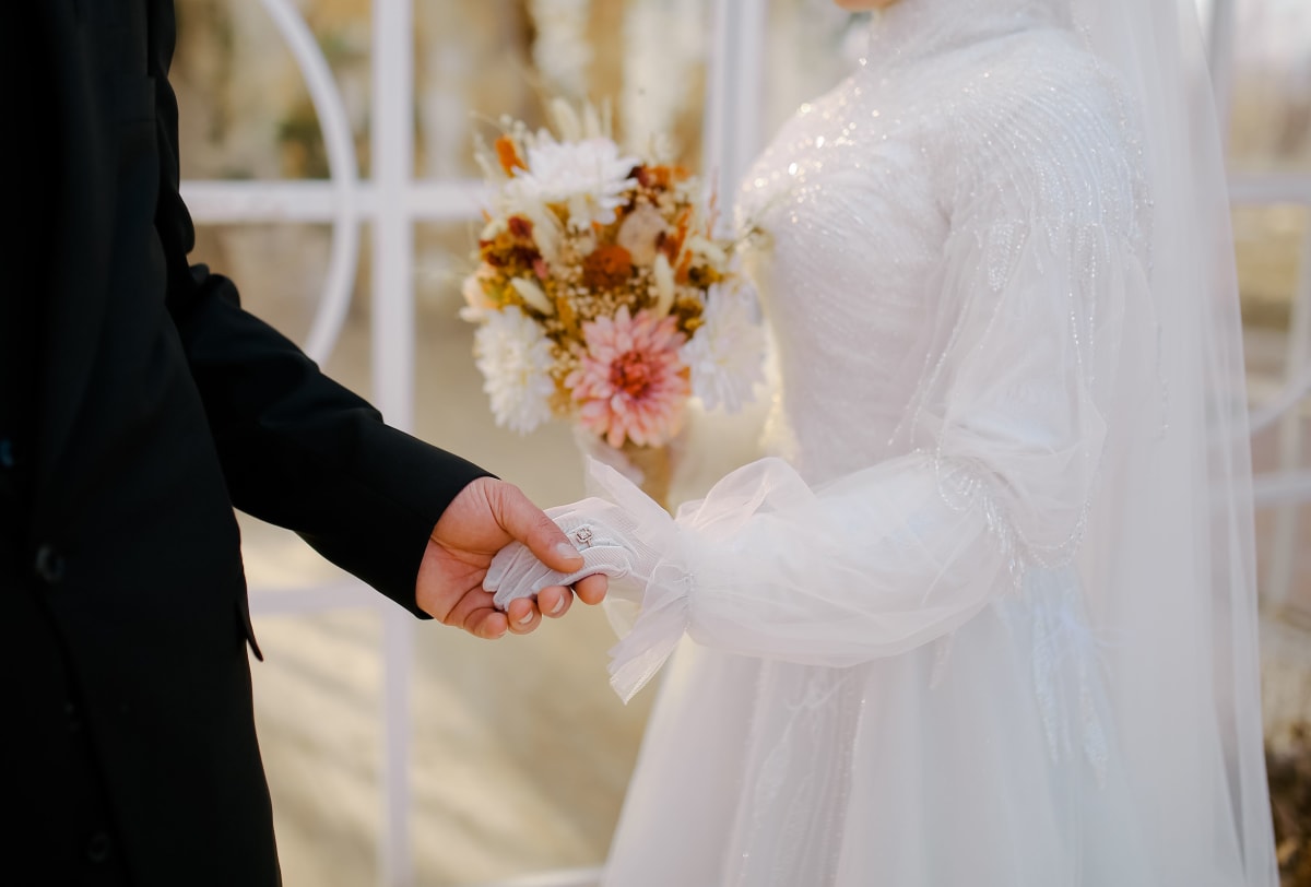 Secret nikah ruling in Islam — is hidden marriage without family valid