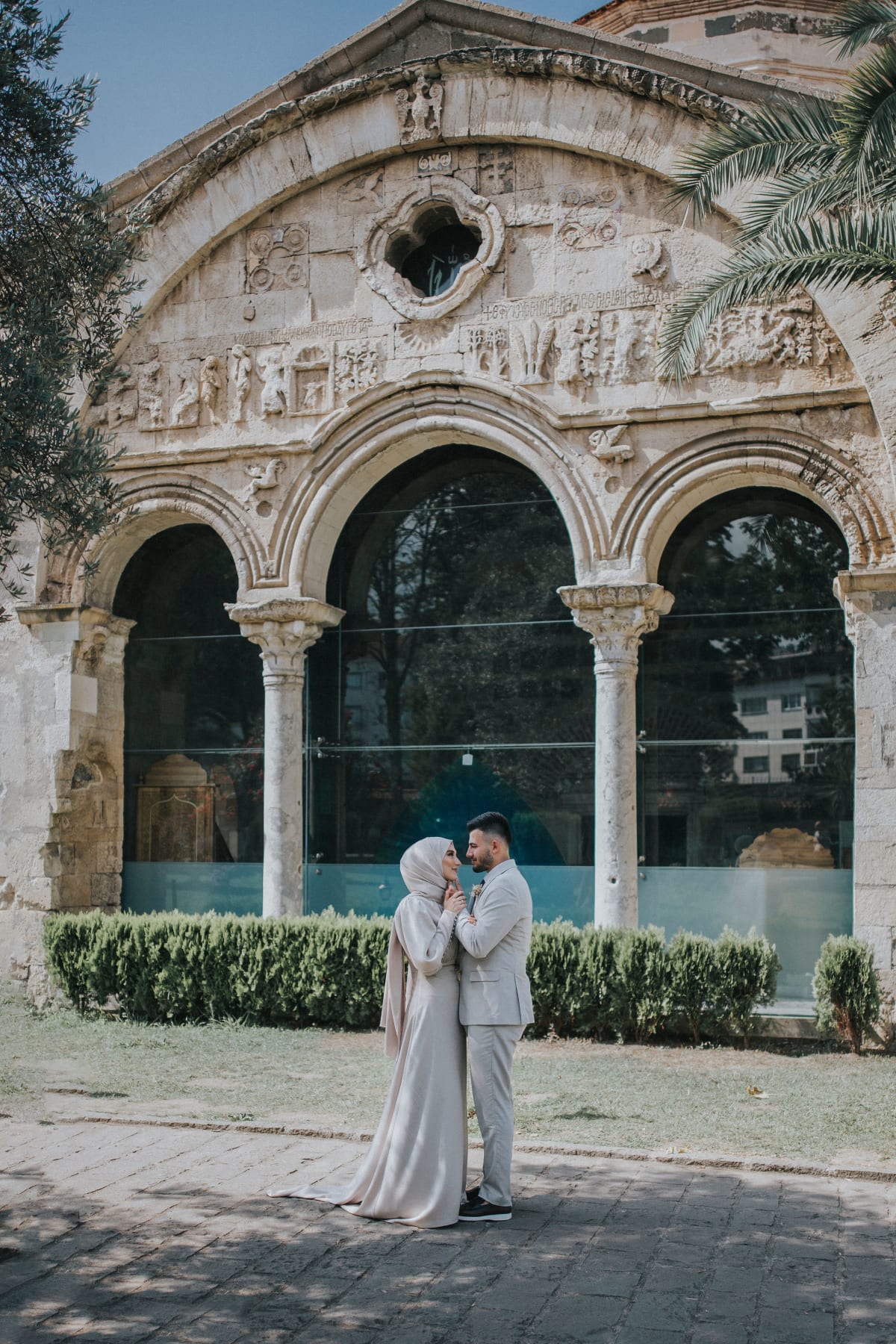 Islamic Wedding Dress Code for Bride and Groom: Modesty Rules Explained