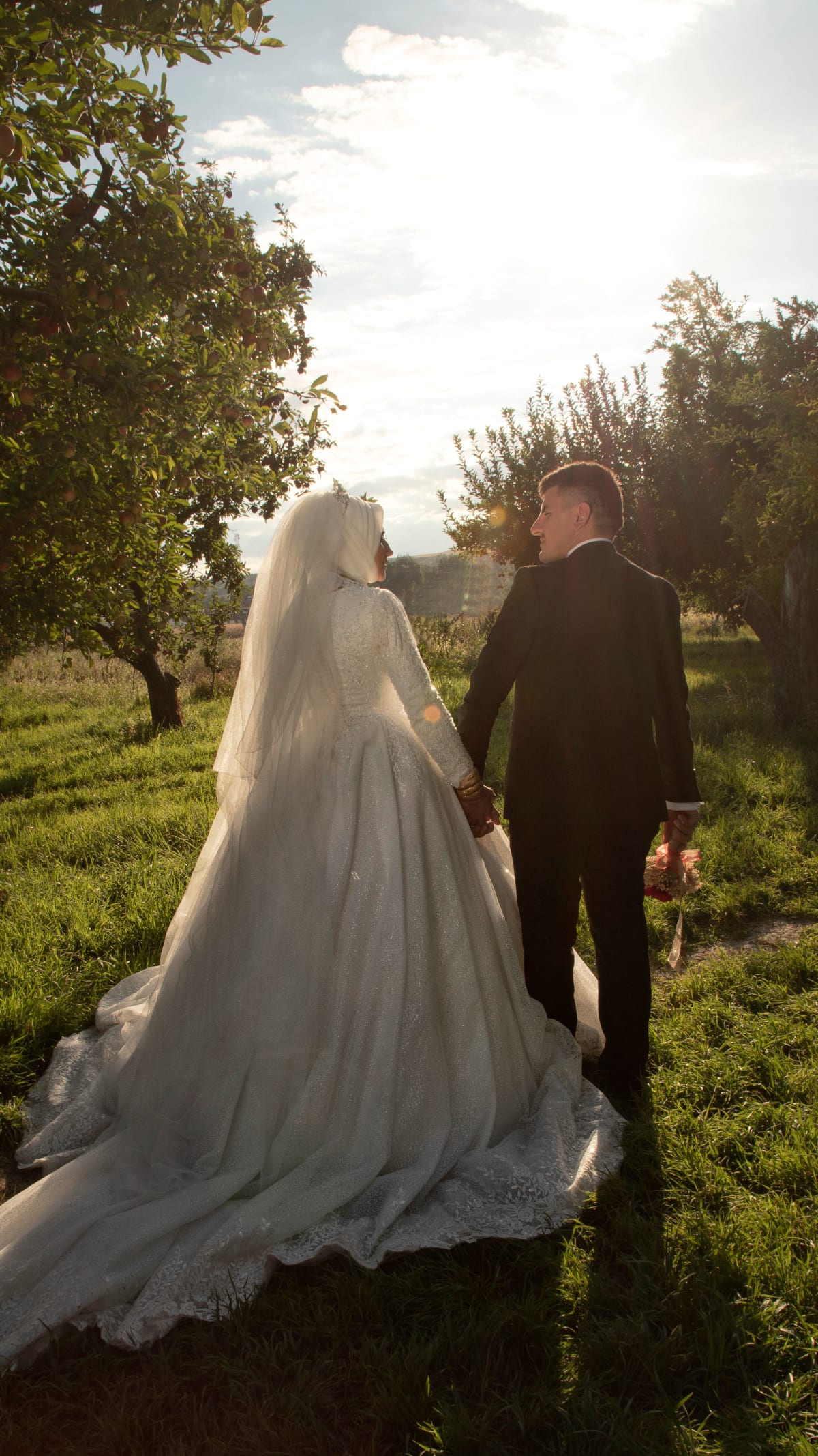 Muslim Wedding Photography and Videography: Halal Guidelines for Couples'