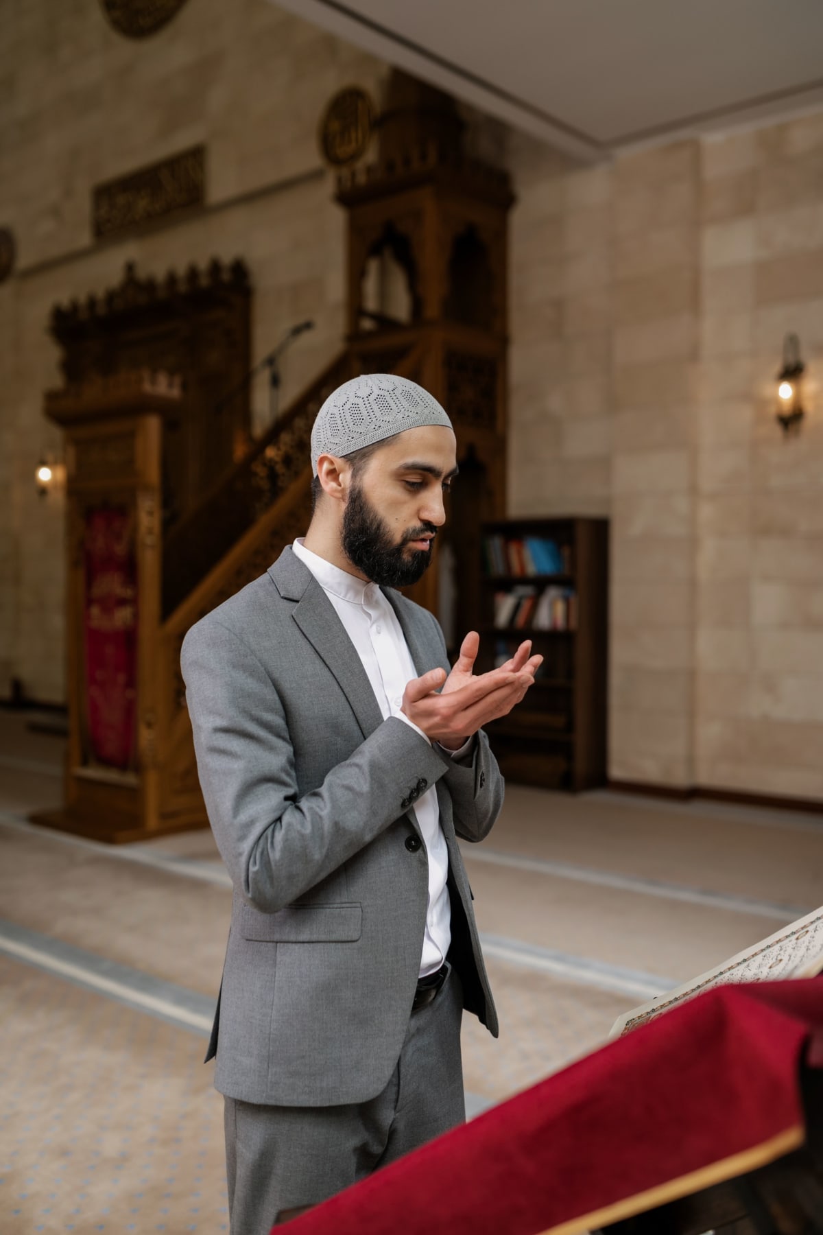 How to write a winning Muslim marriage biodata with ideas of a template.