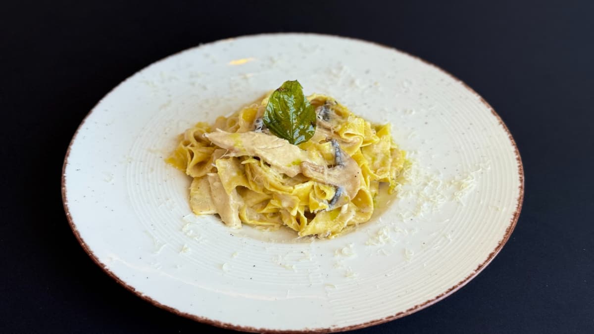 FETTUCİNİ ALFREDO