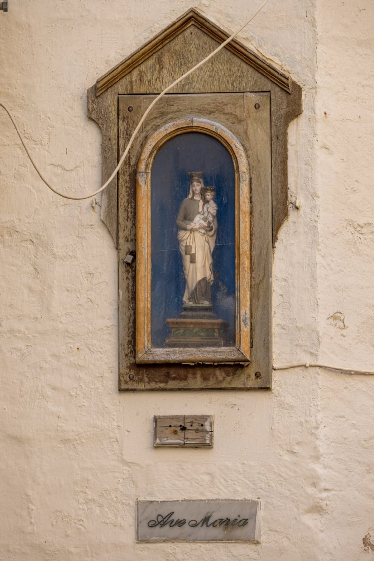 Madonna of Mount Carmel niche on Triq Palma, Victoria (Rabat), Gozo