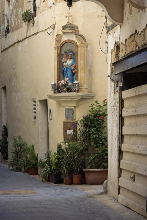 Madonna of Charity, Corner of Triq Karità and Triq id-Dejqa, Victoria, Gozo