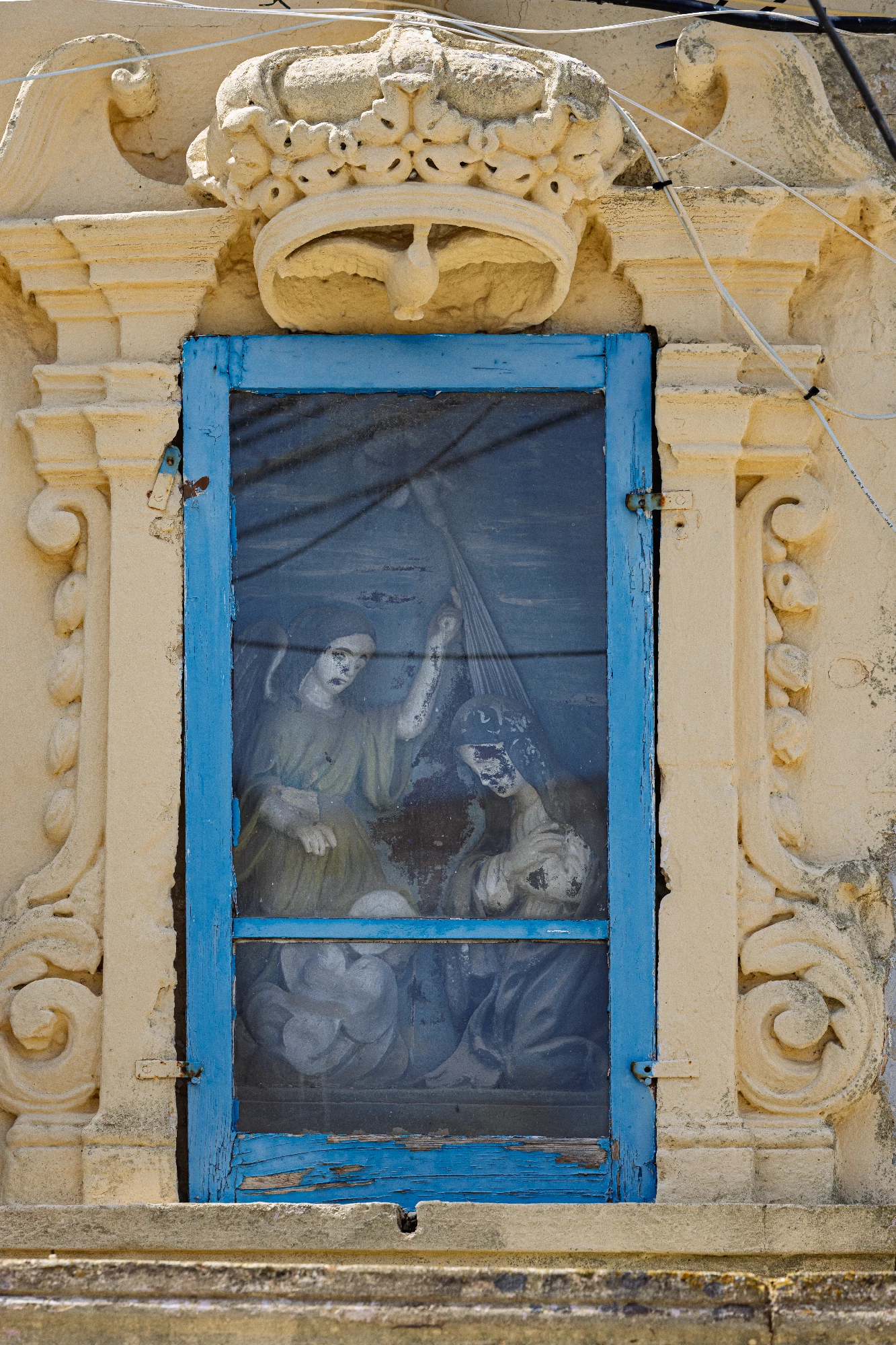 Annunciation detail