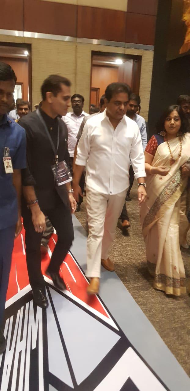 Gates Foundation Visits LooCafe: G2RT Partnership