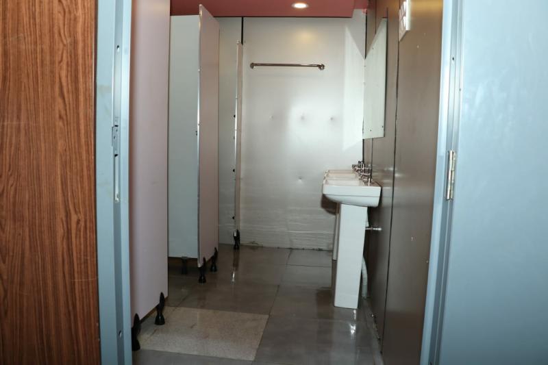 Wikipedia Recognition: LooCafe Official Entry