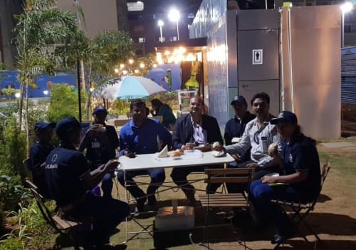 LooCafe operator running their unit