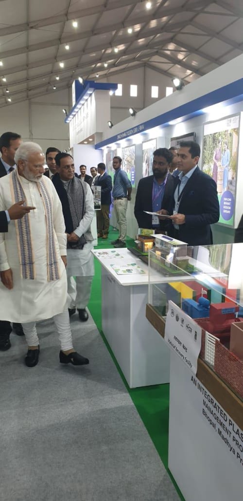 PM Modi at LooCafe Showcase