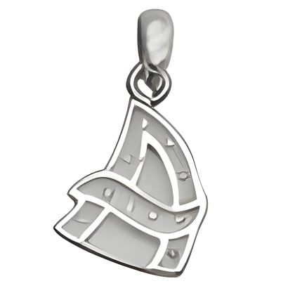 0.09 ct. VS Diamond Pendant in 18K Gold