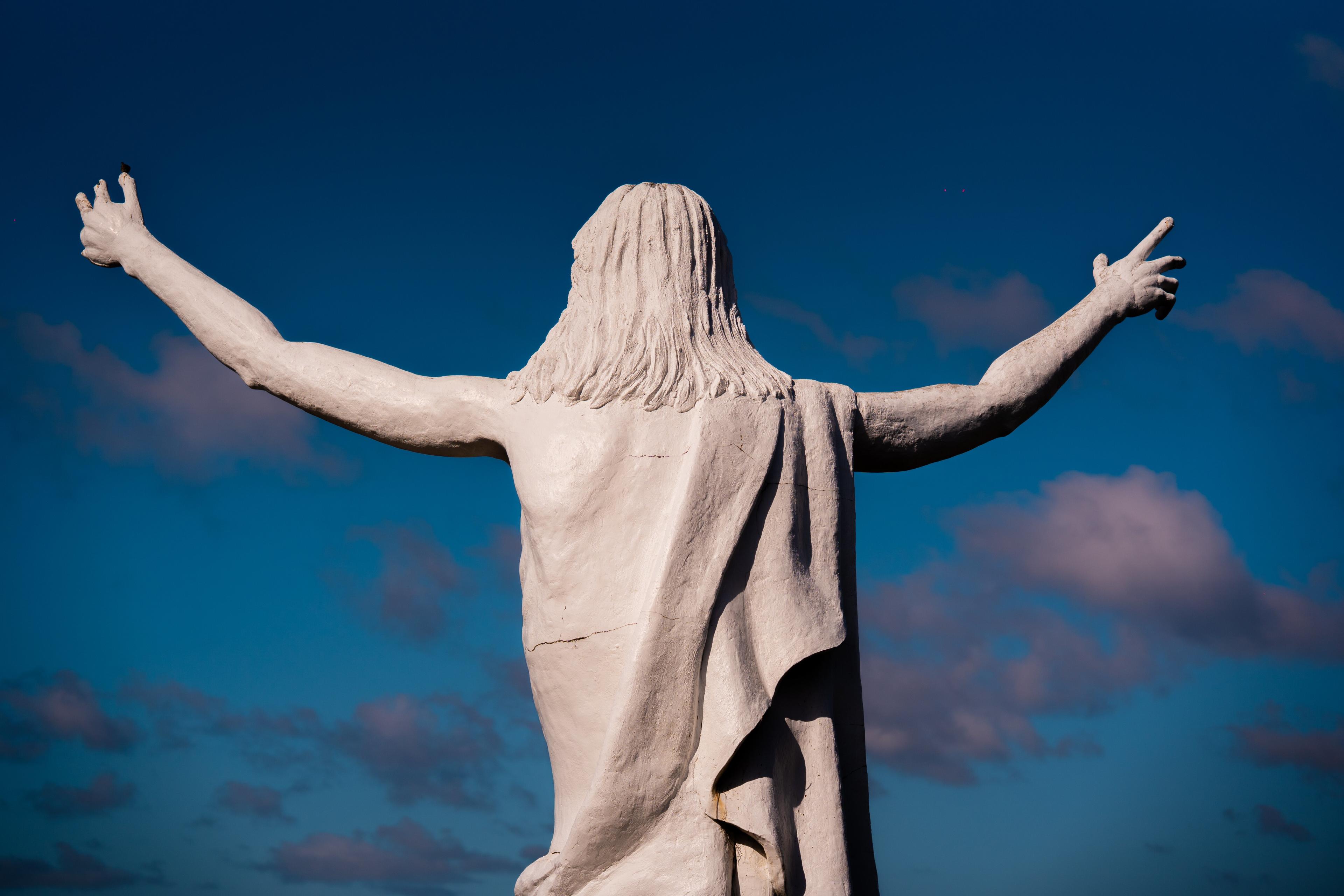 Statue of the Risen Christ photo 3