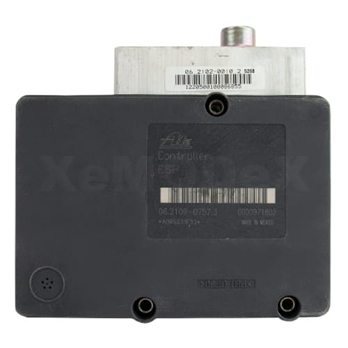 2006_Nissan_Pathfinder_ABS_Pump_3