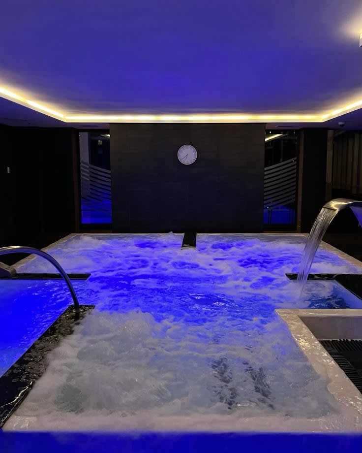 Jacuzzi Spa Bath in Koramangala