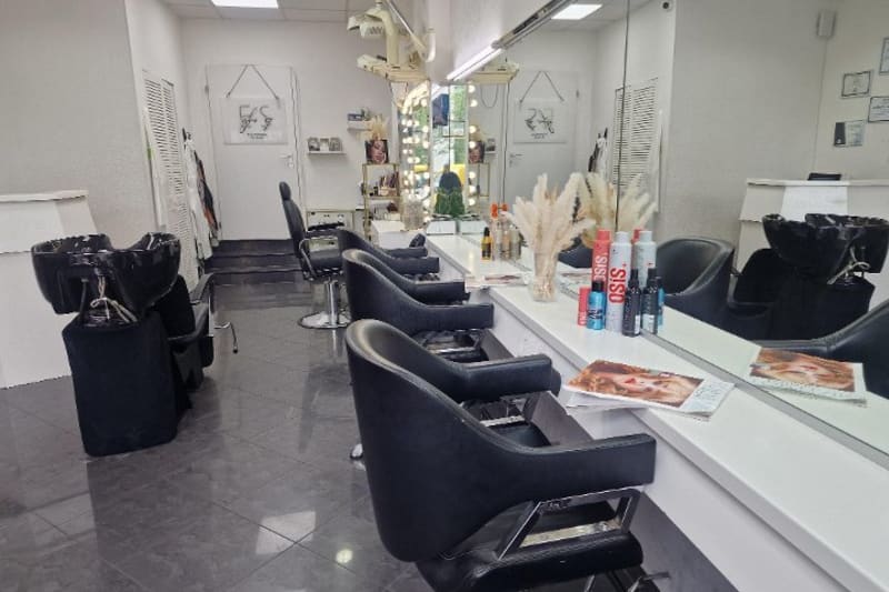 MK Hair & Beauty Salon