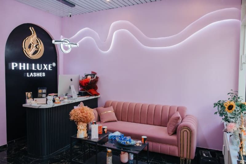 𝐏𝐇𝐈 𝐋𝐔𝐗𝐄 𝐋𝐀𝐒𝐇𝐄𝐒®️ Lichtenberg – Lash Extensions Berlin