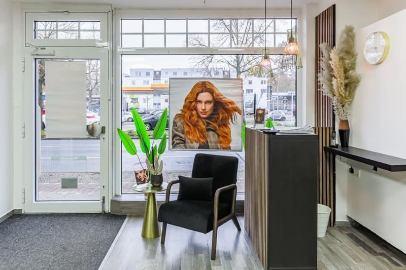Coiffeur MaVie Cosmetic