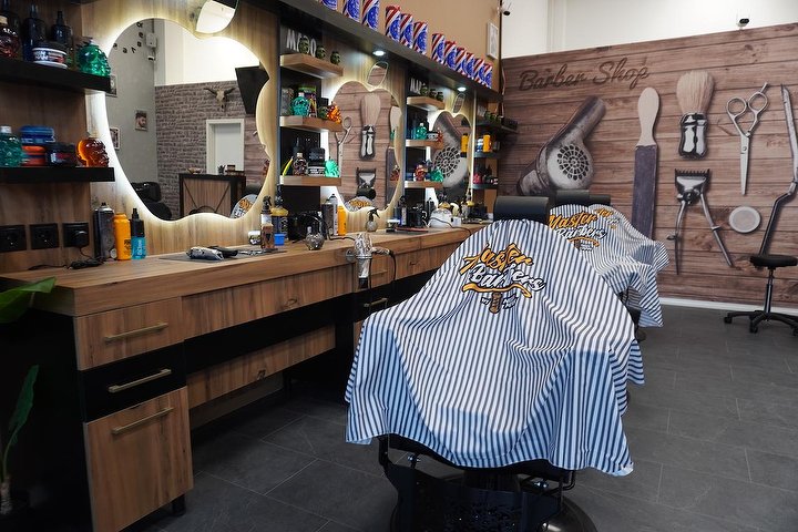 Mado Barbershop Alexanderplatz